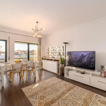 Apartamento T2, Centro De *